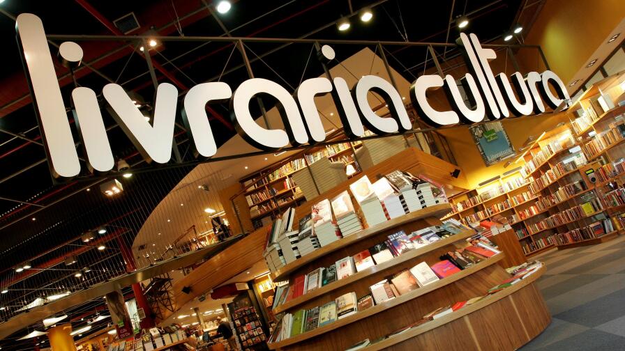 Livraria Cultura reduz lojas e cria serviço de assinatura para superar crise