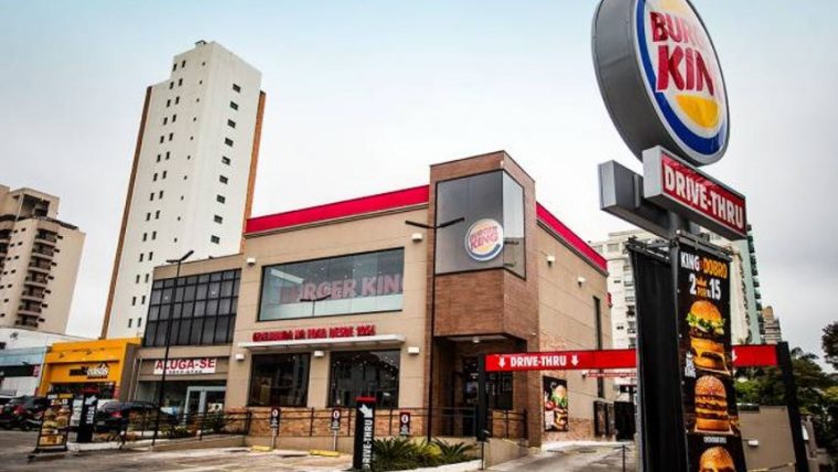 Burger King quer “reengrenar a máquina” com novas lojas de rua em 2022
