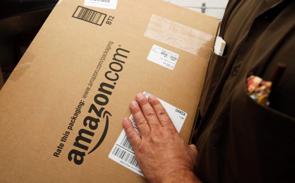 Amazon impulsiona frota de aviões em meio a desafios logísticos