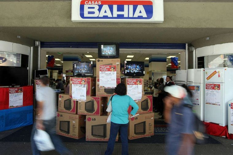 Casas Bahia lança programa de fidelidade, mas garante que não vai ‘rasgar dinheiro’