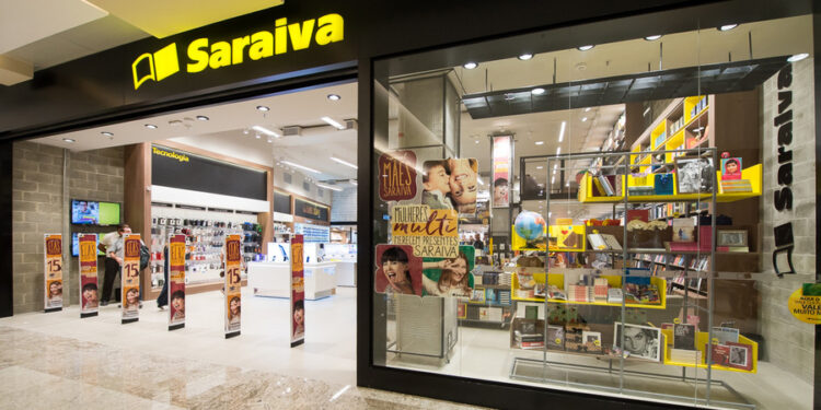 Saraiva fecha 30 lojas em um ano e cita cenário macroeconômico desfavorável
