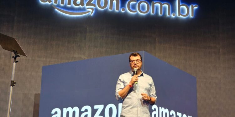 Base de vendedores da Amazon no Brasil cresce mais de 50%